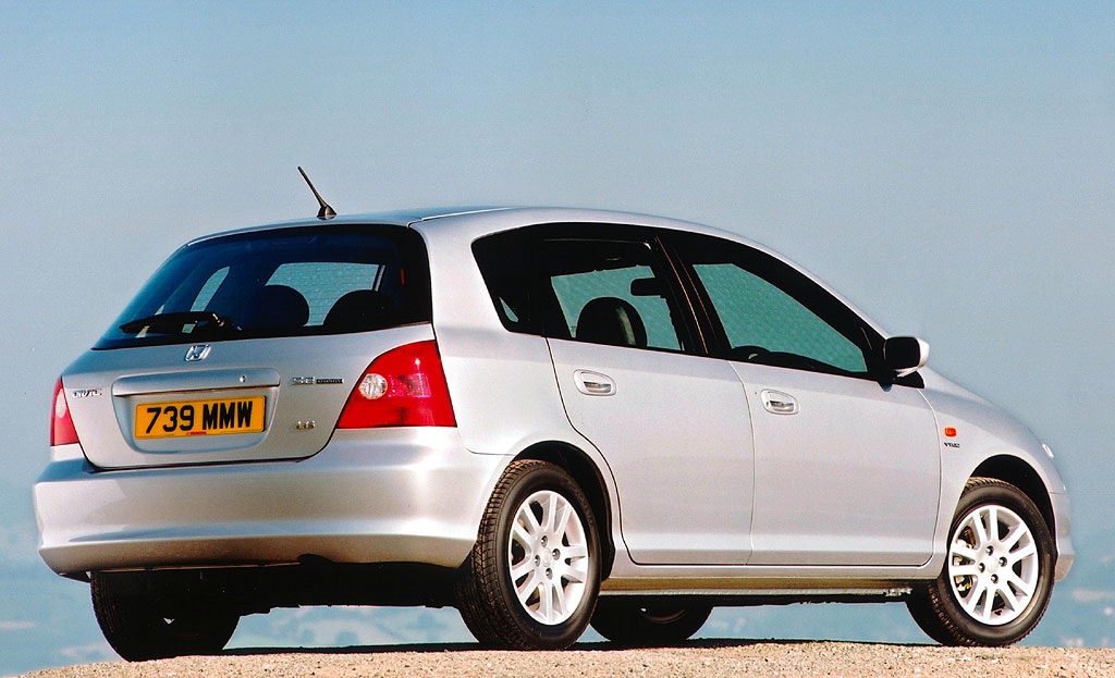 Honda Civic 2001 03.jpg